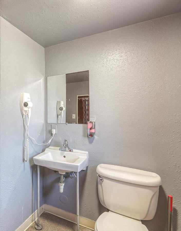 Sin City Hostel Las Vegas Exterior photo